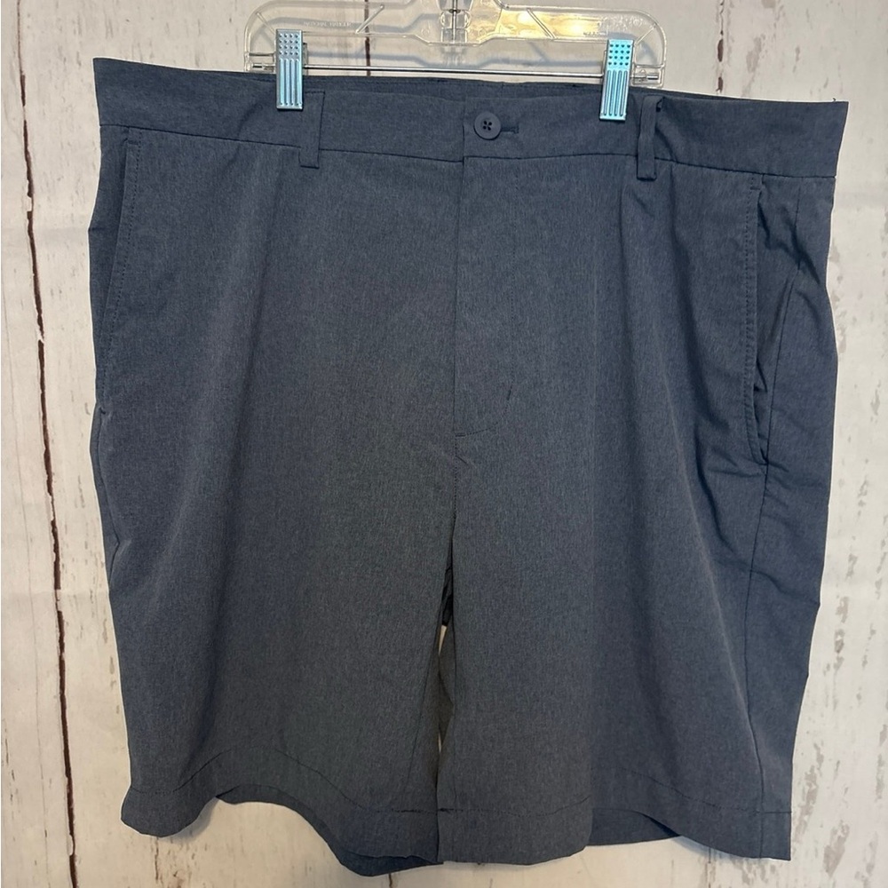 Men’s Vineyard Vines Shorts Size 38
